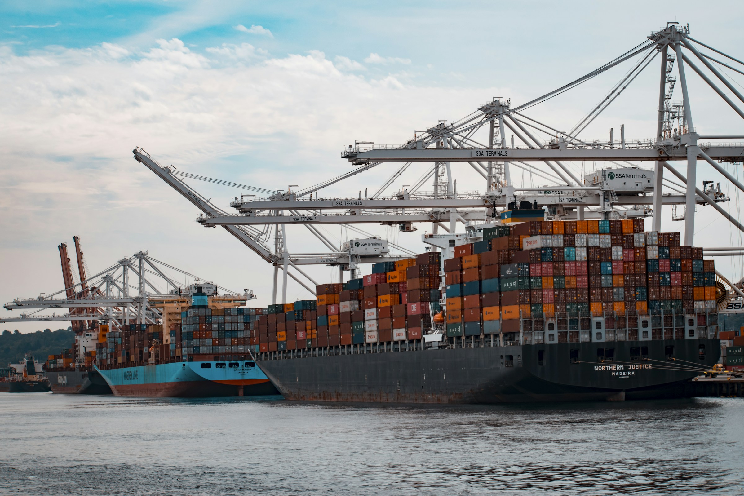 The Logistics Labor Crunch: Maersk, DHL, FedEx