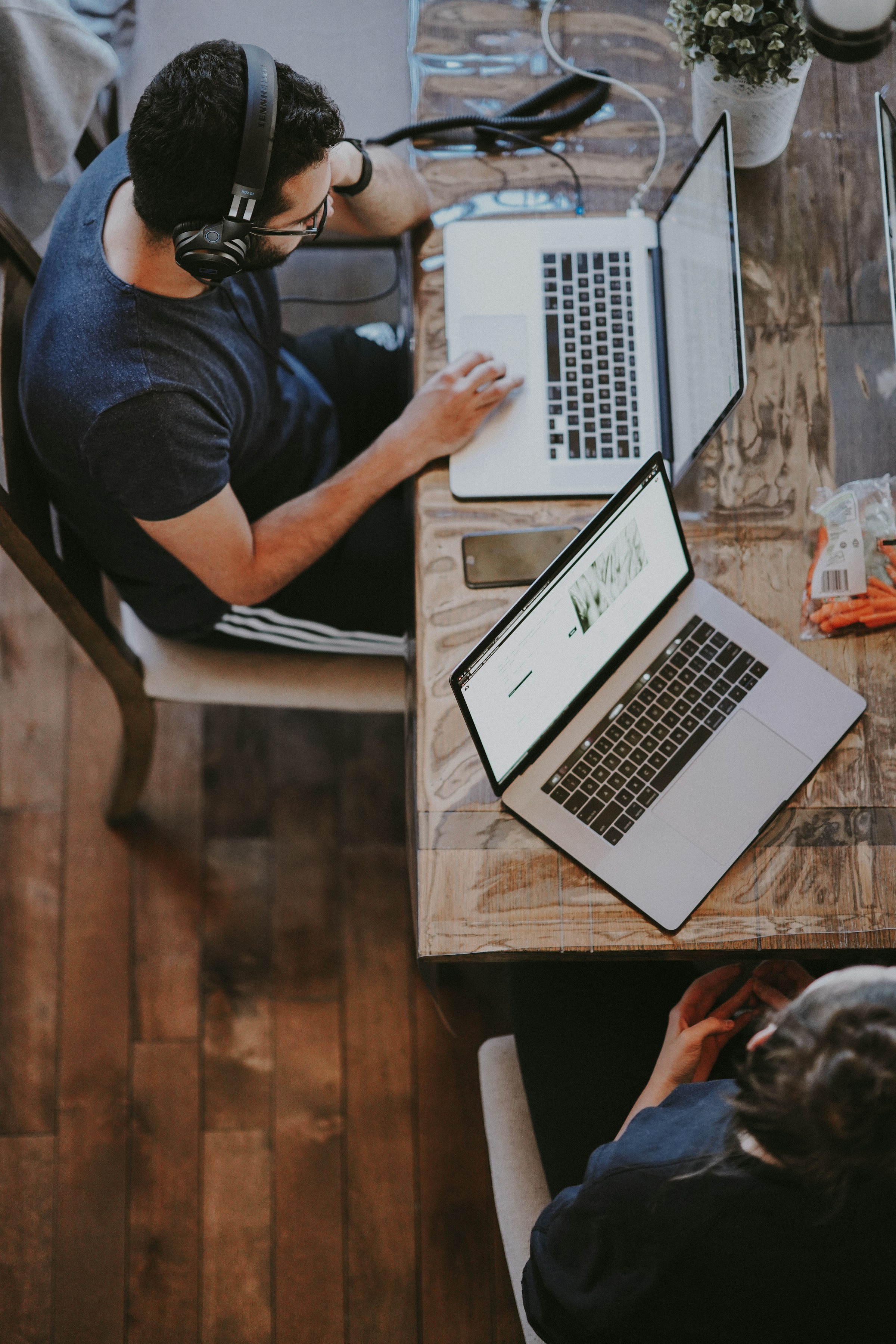 Job Switchers vs. Stayers — Pay Momentum in the ADP Pay Insights